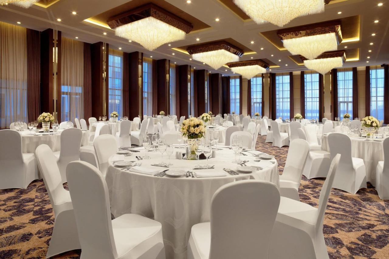 Sheraton Grand Samsun Hotel מראה חיצוני תמונה