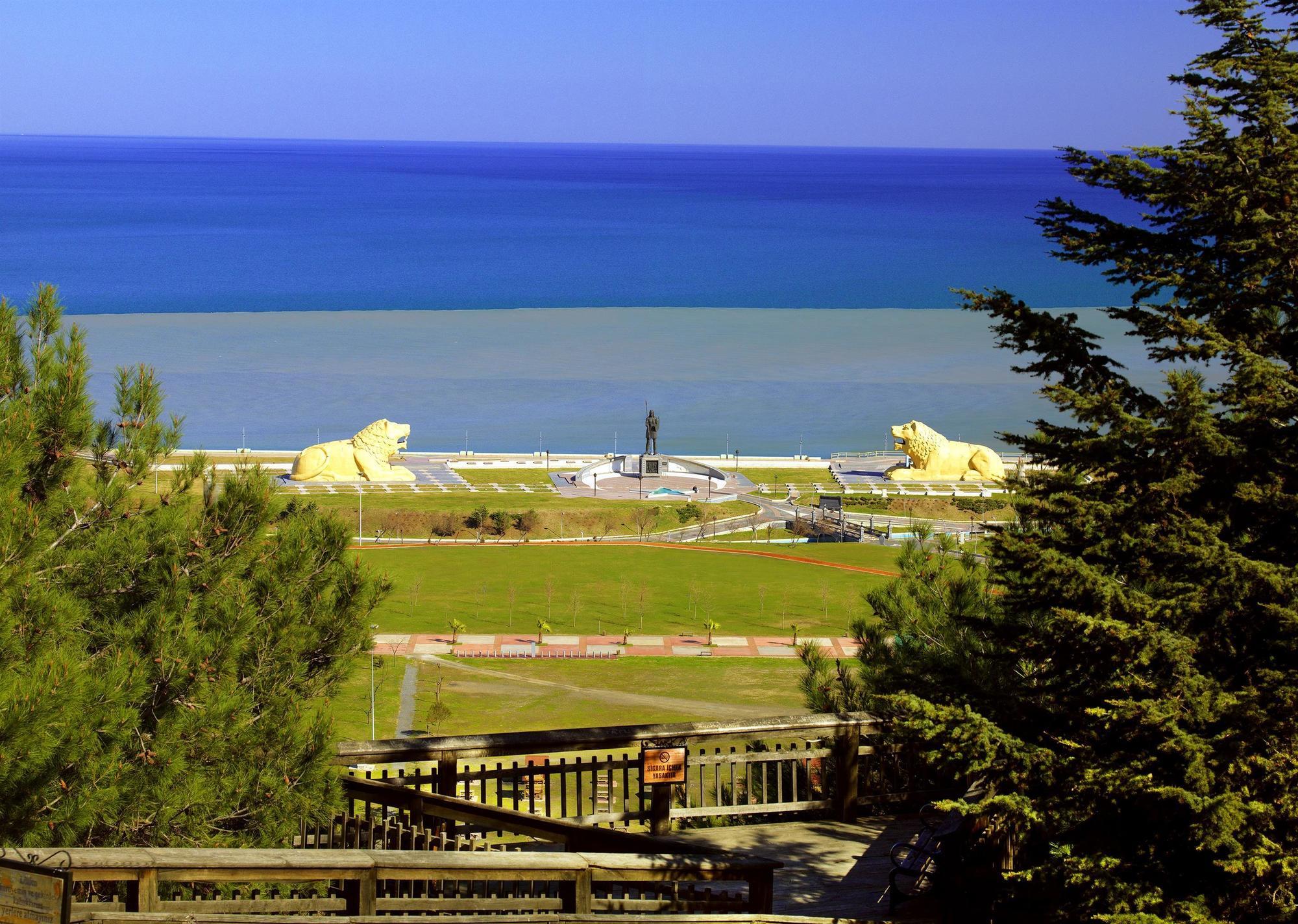 Sheraton Grand Samsun Hotel מראה חיצוני תמונה